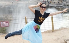 终于挺进小丹身体里了视频